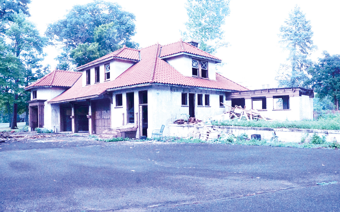 New School Opens The Suffield Observer